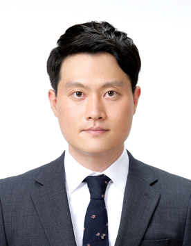 Jongwoo Jeong